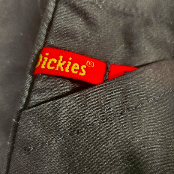 NWT Women's Dickies EDS Signature V-neck Scrub Top - Picture 4 of 8